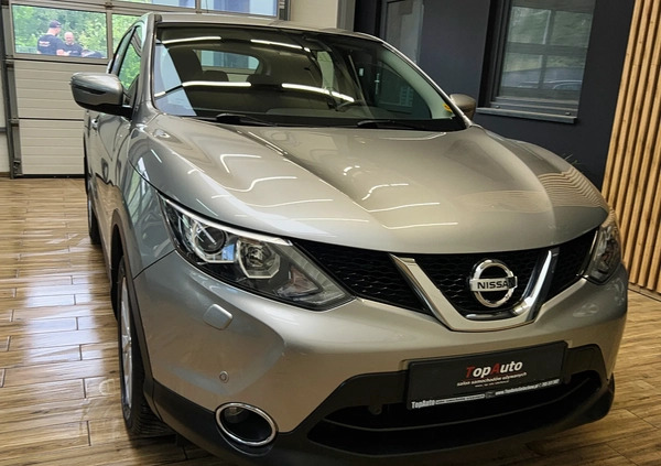 Nissan Qashqai cena 69900 przebieg: 81000, rok produkcji 2015 z Małogoszcz małe 781